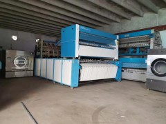 葫蘆島低價(jià)轉(zhuǎn)讓二手5棍百?gòu)?qiáng)燙平機(jī)9成新，二手脫水機(jī)100公斤