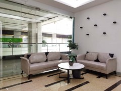 適合創(chuàng)業(yè)小團(tuán)隊1到6人，房東大減價，即租即用，省心