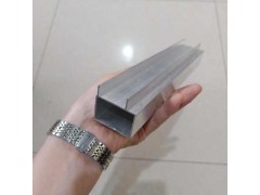 百葉窗鋁合金型材廠家，通風(fēng)口百葉窗型材河北廠家