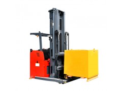 優(yōu)耐飛站駕式三向叉車(chē)起升高度可達(dá)10米